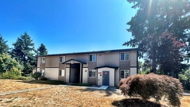 Apartment for rent at Trenton House, 1628 Trenton Ave #B4, Bremerton, WA 98310