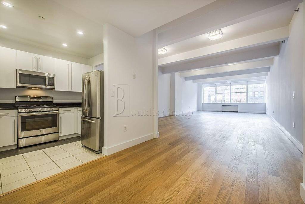 Apartment for rent at 50 Murray St #5K, New York, NY 10007