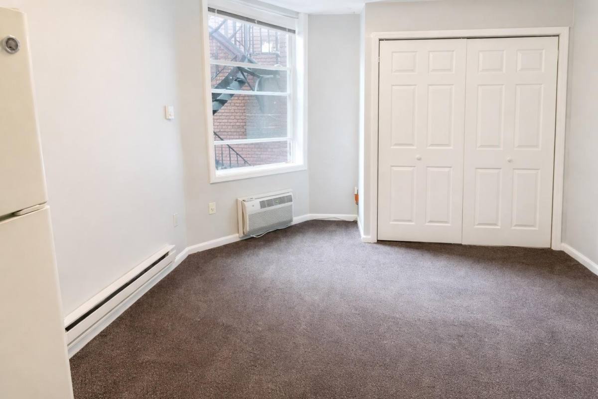 Apartment for rent at 333 Melwood Ave, Pittsburgh, PA 15213