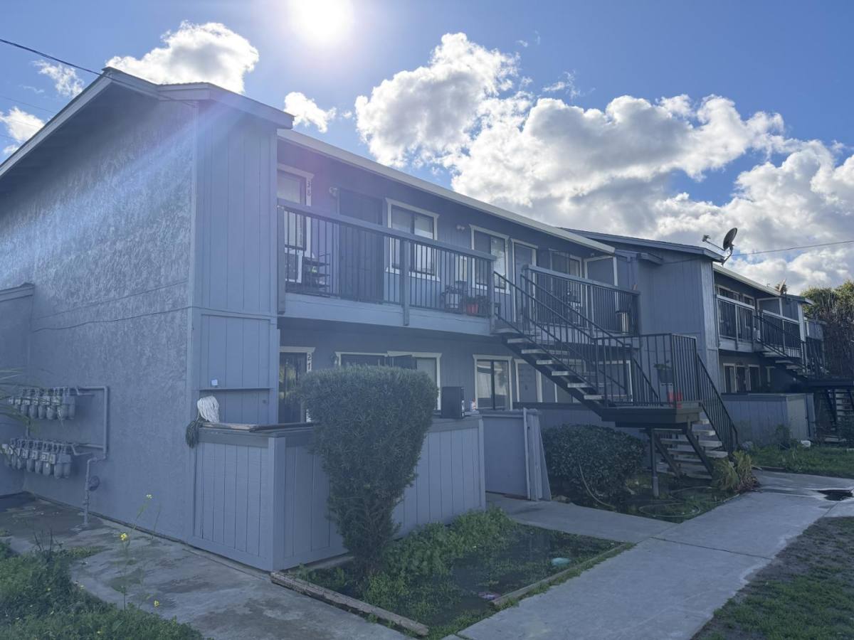 Apartment for rent at Sierra View, 2121 Moffett Rd #35, Ceres, CA 95307