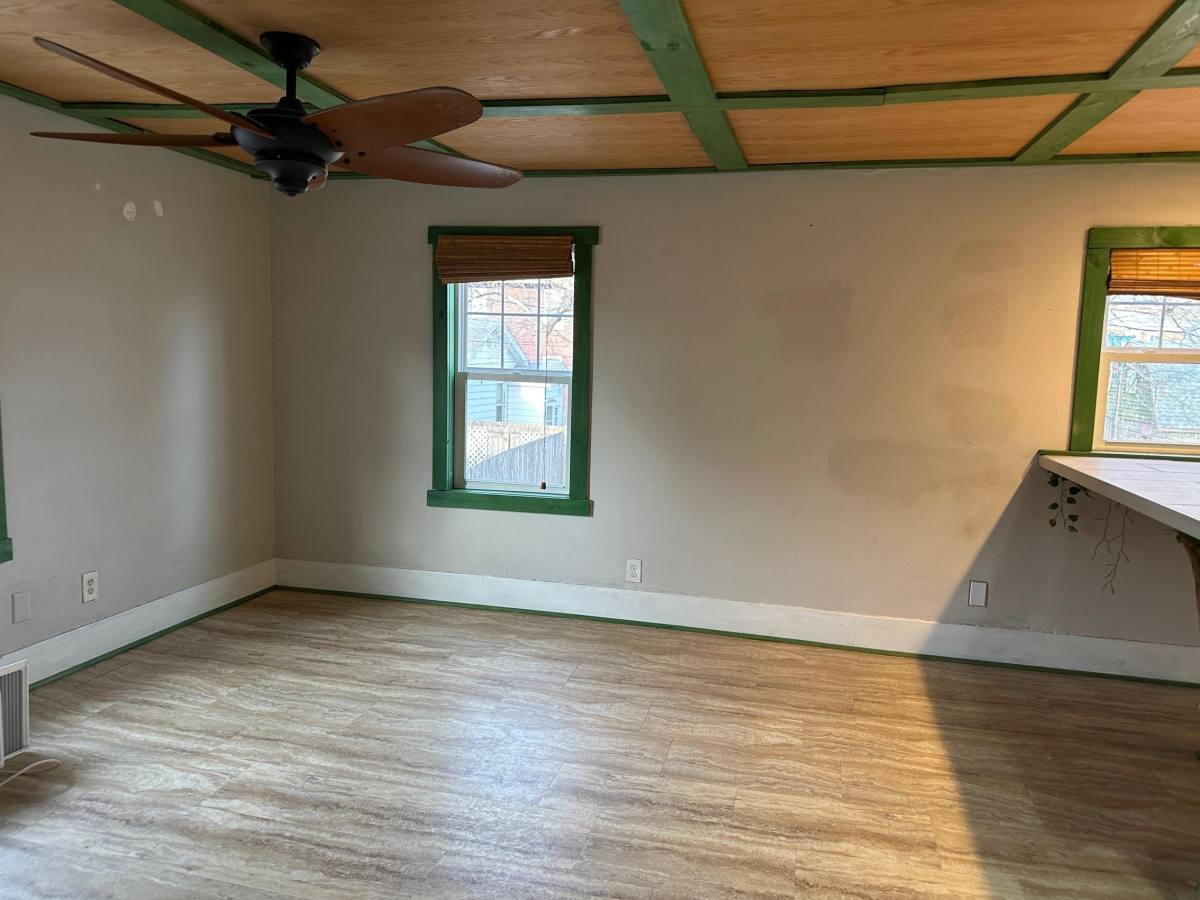 Apartment for rent at 34 1 2 3rd St #1, Savanna, IL 61074