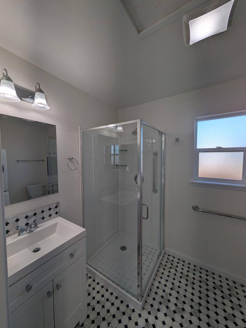 Apartment for rent at Dwight Way Terrace, 2408 Edwards St #1, Berkeley, CA 94702