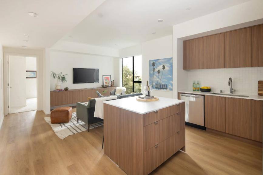 Apartment for rent at 3745 S Cardiff Ave #216, Los Angeles, CA 90034
