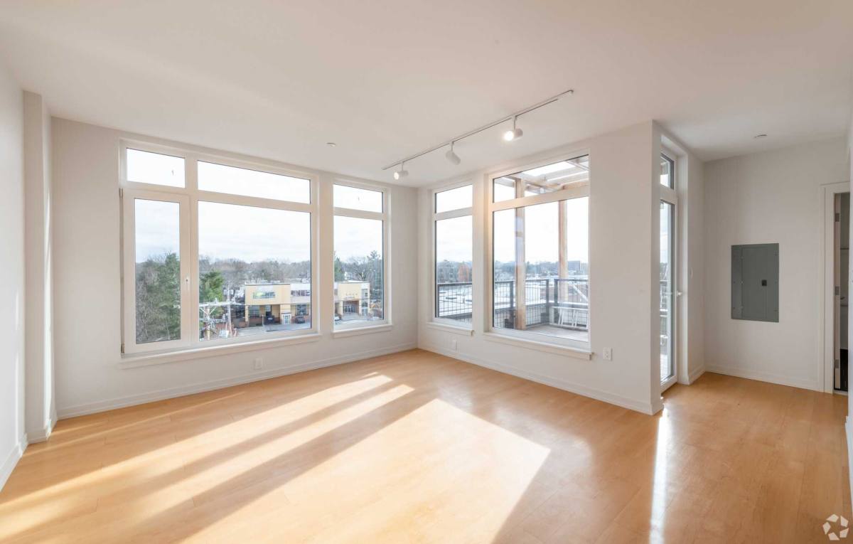 Apartment for rent at 87 New St, Cambridge, MA 02138