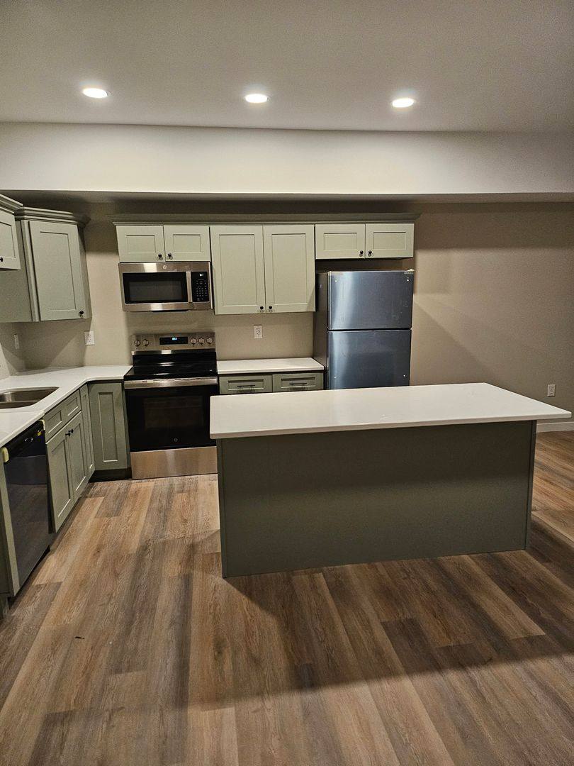 Apartment for rent at 41 W Division, Evansville, IN 47710
