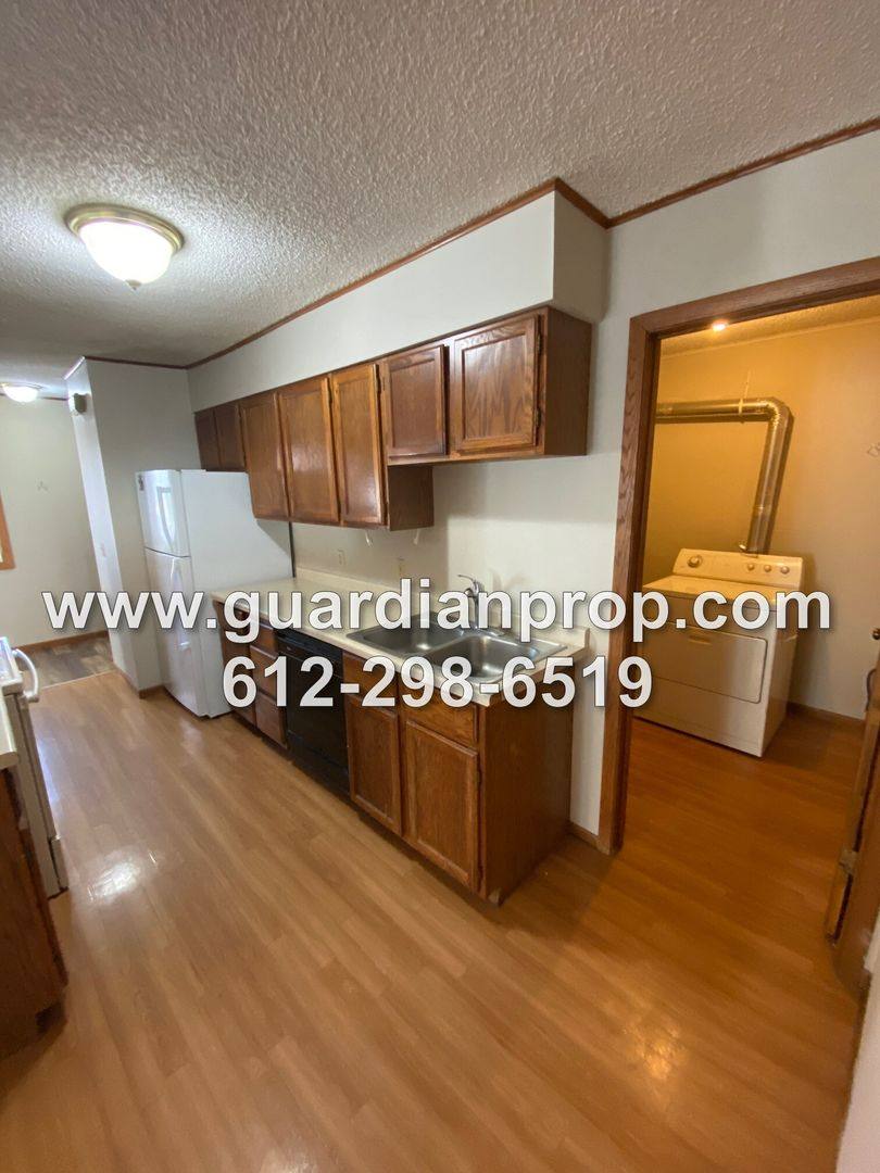 Apartment for rent at 425 Dayton Ave, Saint Paul, MN 55102