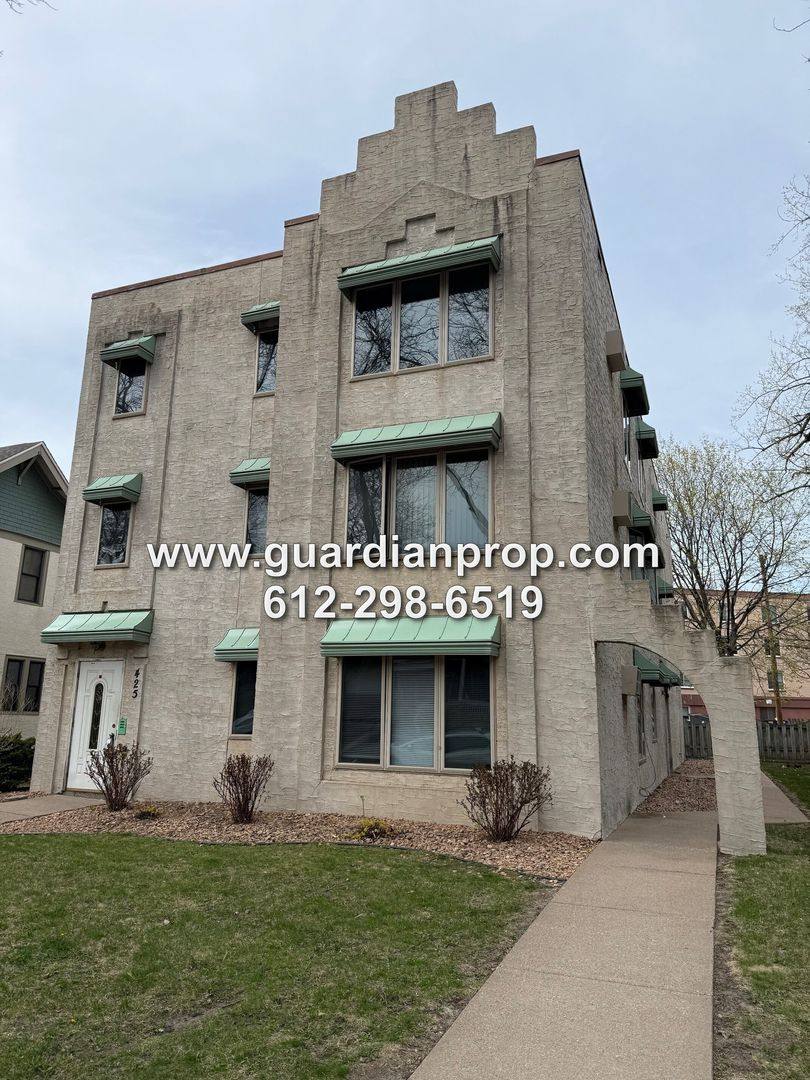 Apartment for rent at 425 Dayton Ave, Saint Paul, MN 55102