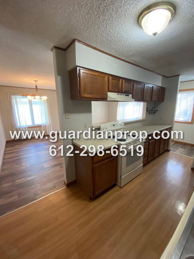 Apartment for rent at 425 Dayton Ave, Saint Paul, MN 55102