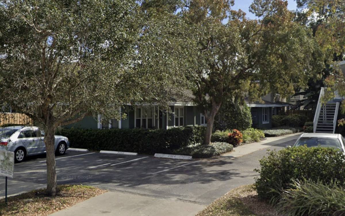 Apartment for rent at 2066 Arlington St, Sarasota, FL 34239