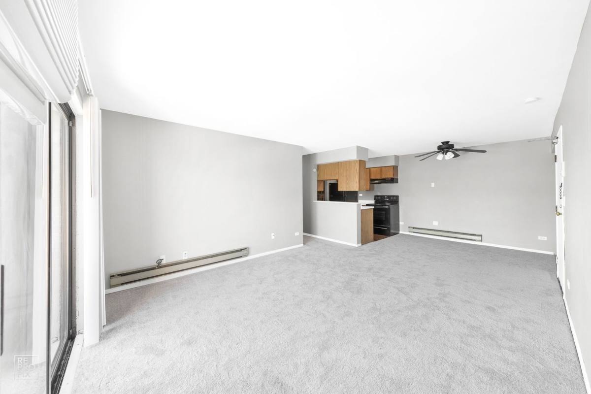 Apartment for rent at 651 Virginia Rd #228, Crystal Lake, IL 60014