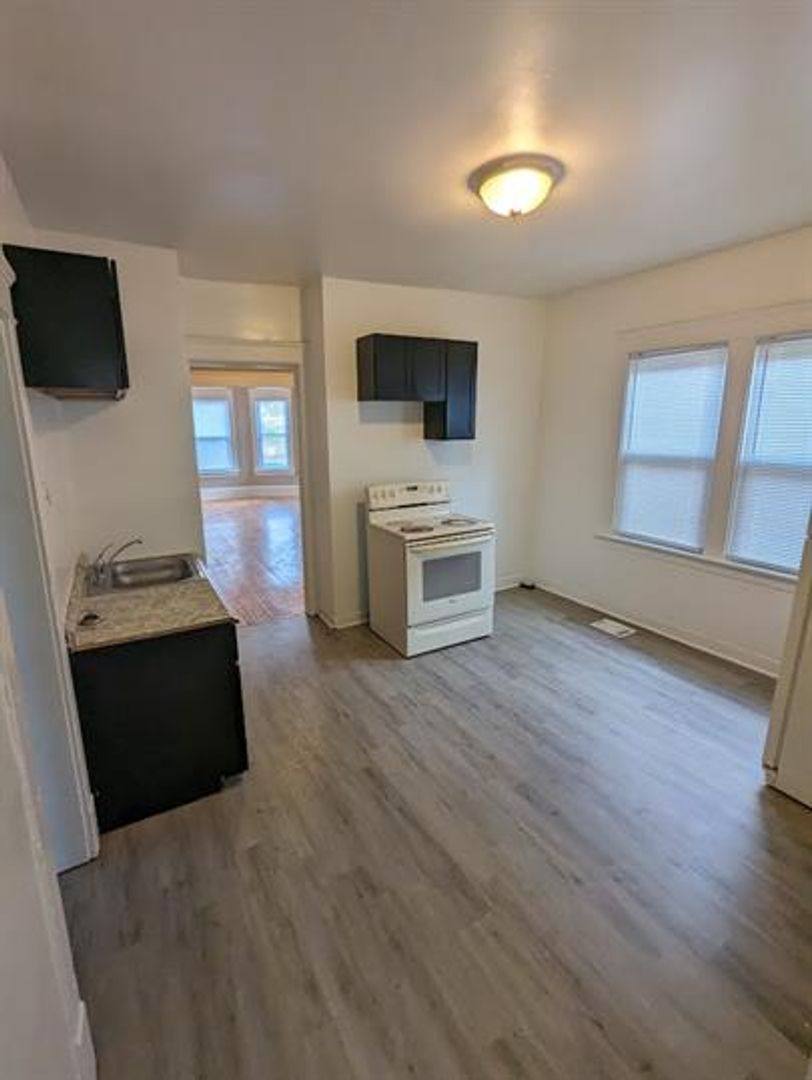 Apartment for rent at 2909-2911 N 29th St, Milwaukee, WI 53210