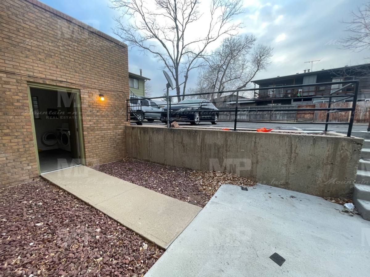 Townhouse for rent at 1628 Azalea Dr, Fort Collins, CO 80526