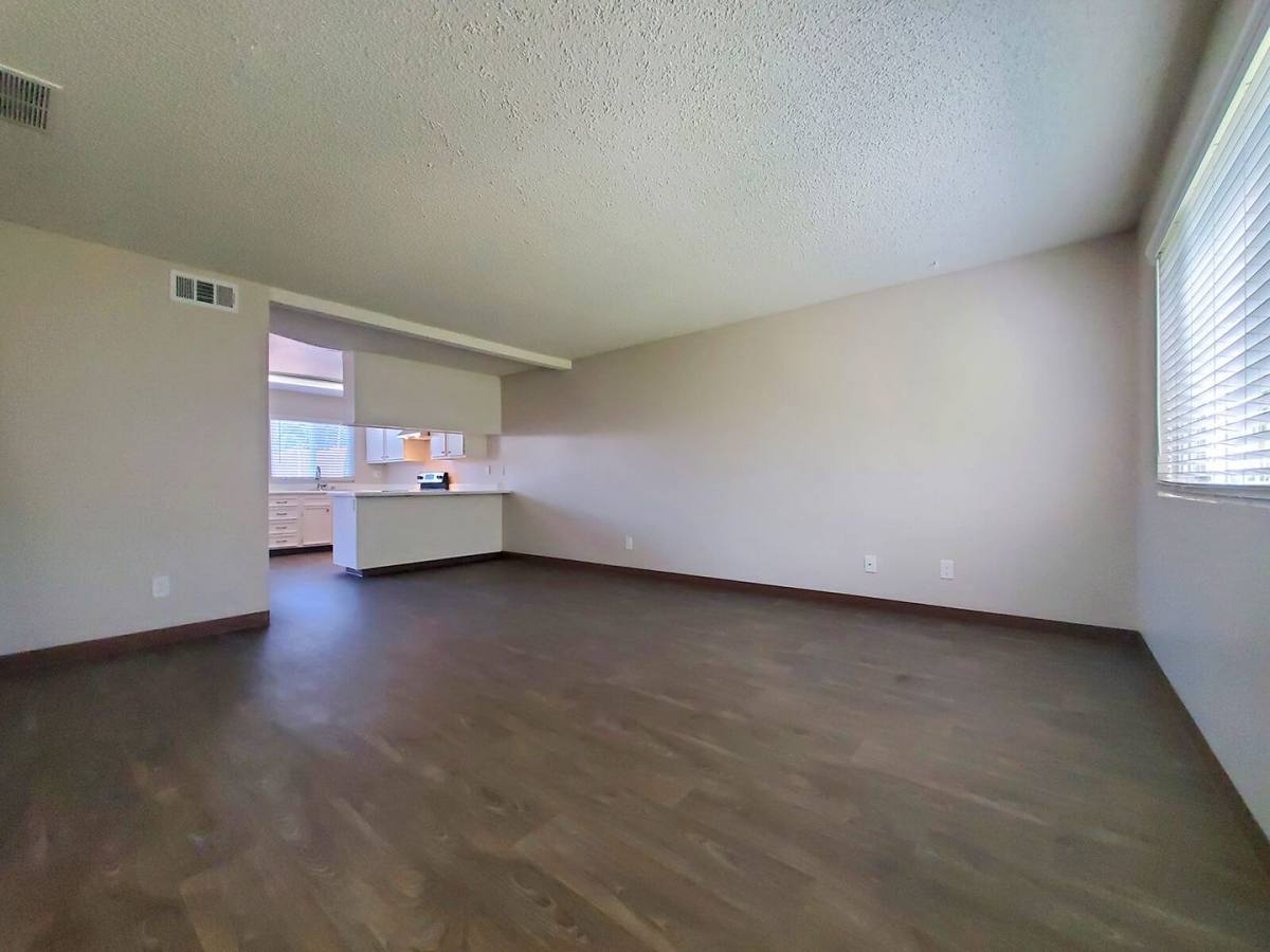Townhouse for rent at 1260 Borden Rd, Escondido, CA 92026
