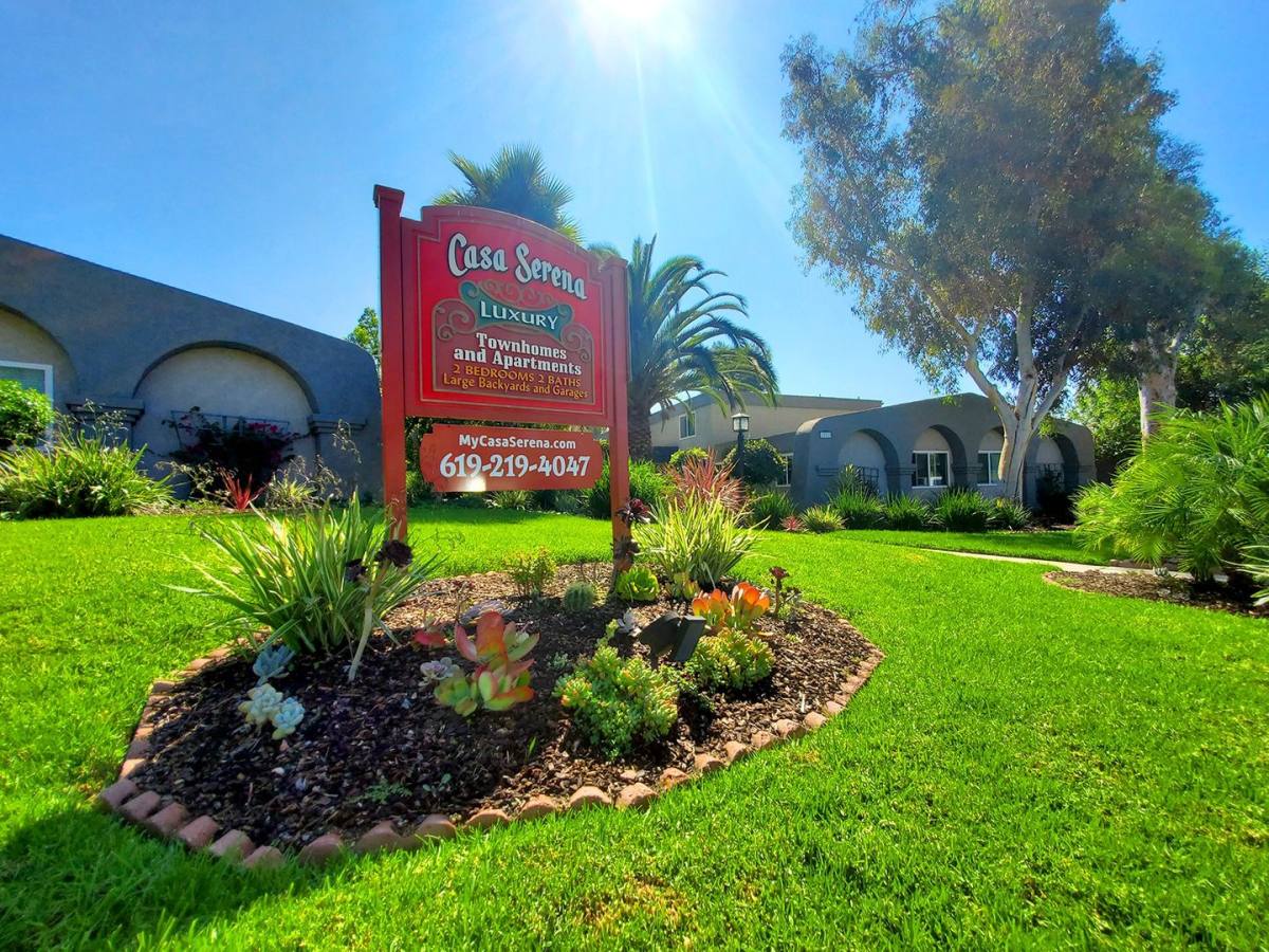 Townhouse for rent at 1260 Borden Rd, Escondido, CA 92026