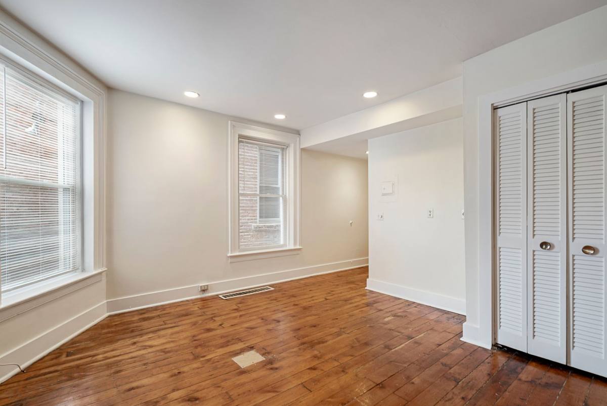 Apartment for rent at 170-172 Park St, New Haven, CT 06511