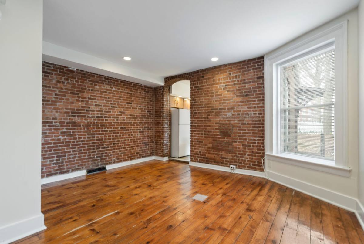 Apartment for rent at 170-172 Park St, New Haven, CT 06511
