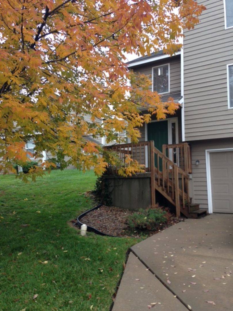 Apartment for rent at 501 527 California St, Lawrence, KS 66044