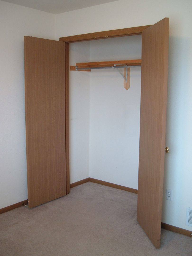 Apartment for rent at 501 527 California St, Lawrence, KS 66044