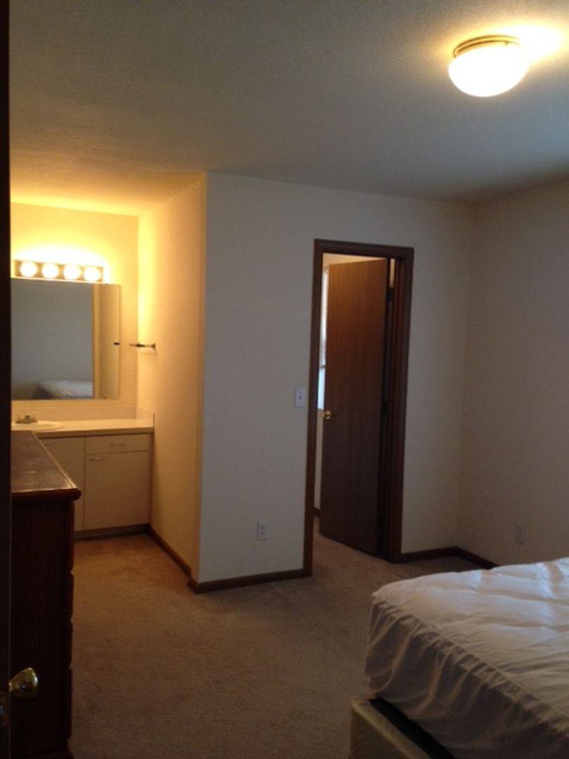 Apartment for rent at 501 527 California St, Lawrence, KS 66044