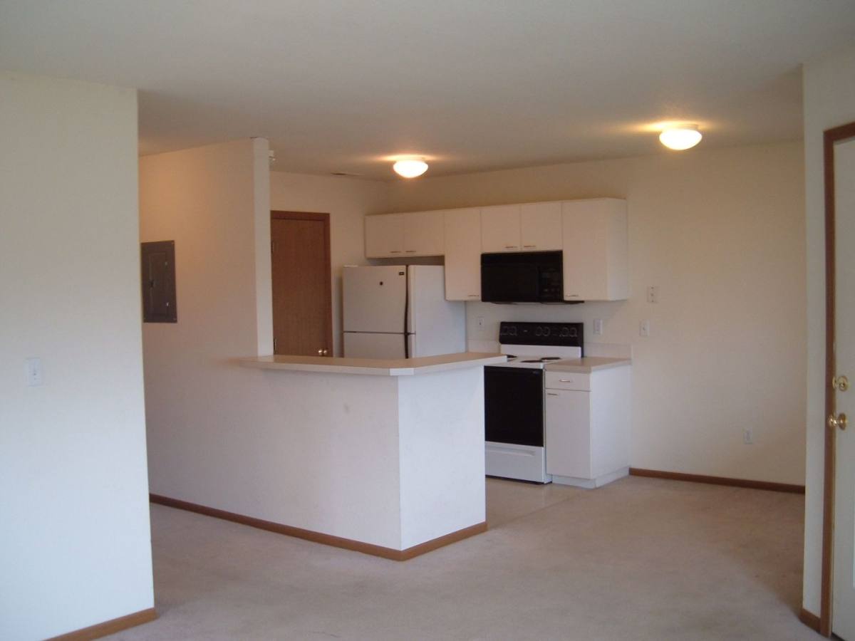 Apartment for rent at 501 527 California St, Lawrence, KS 66044