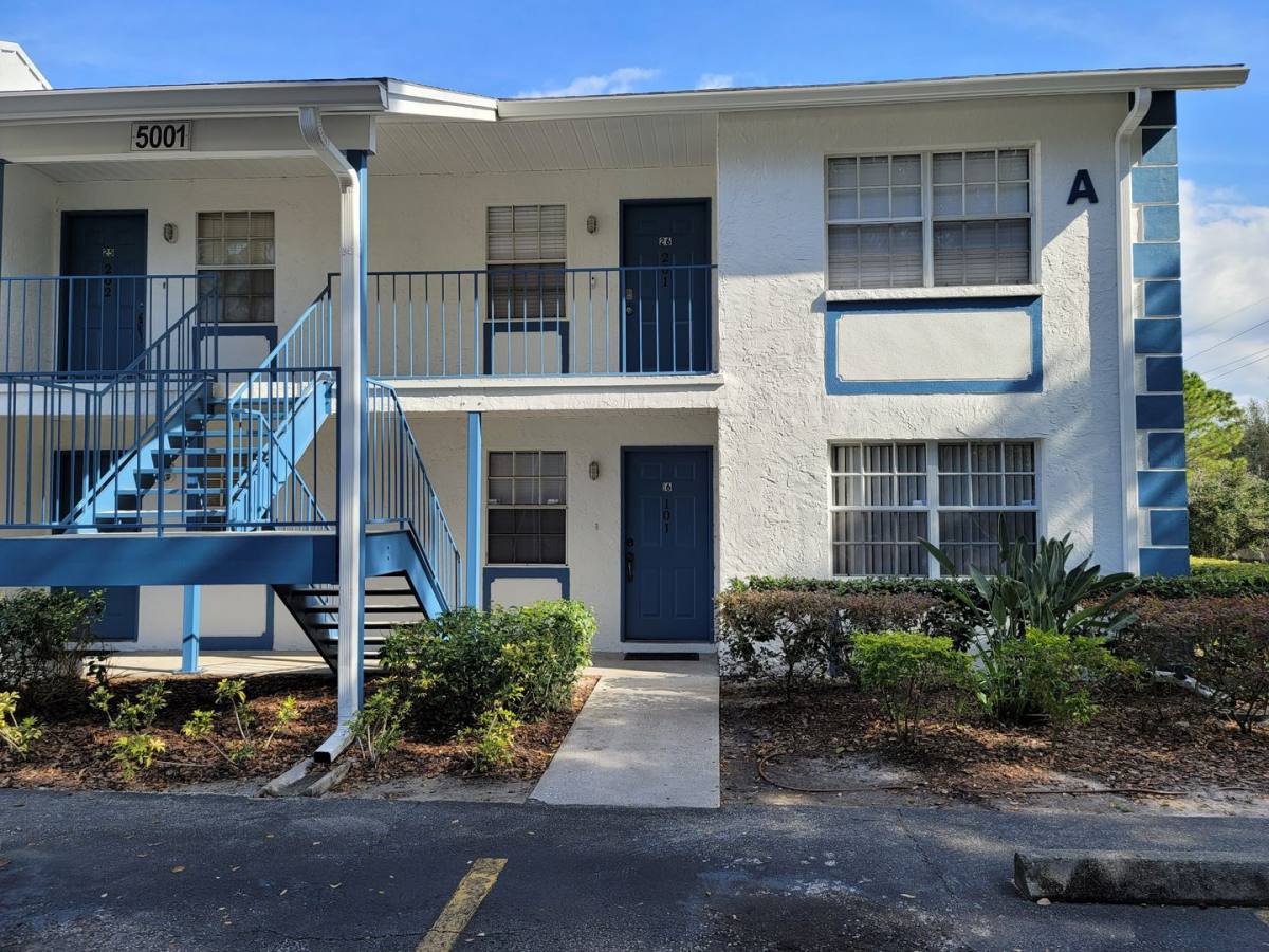 Condo for rent at 5001 Bordeaux Village Place, Tampa, FL 33617