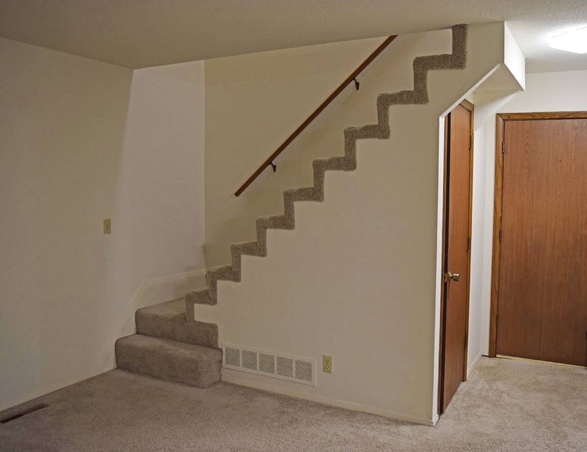 Apartment for rent at 904 Hartwell Dr, Savoy, IL 61874