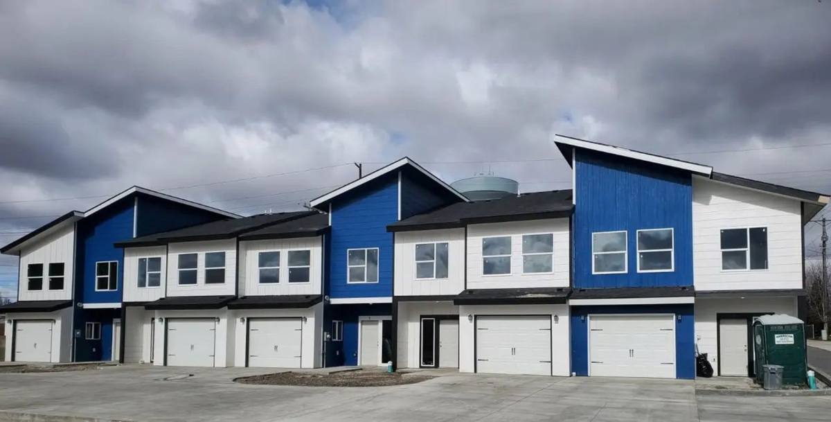 Apartment for rent at 12402 E Broadway Ave, Spokane, WA 99206
