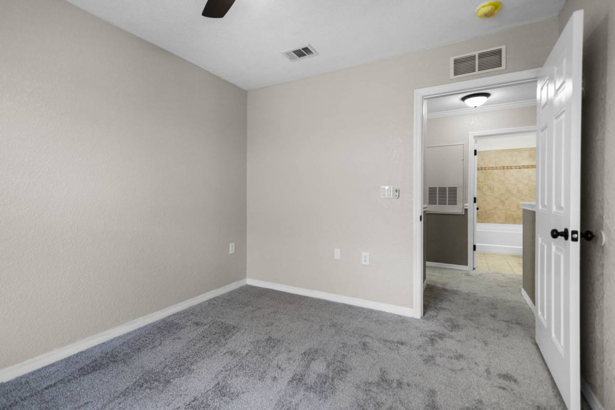 Apartment for rent at 4600 E Moody Blvd, Bunnell, FL 32110