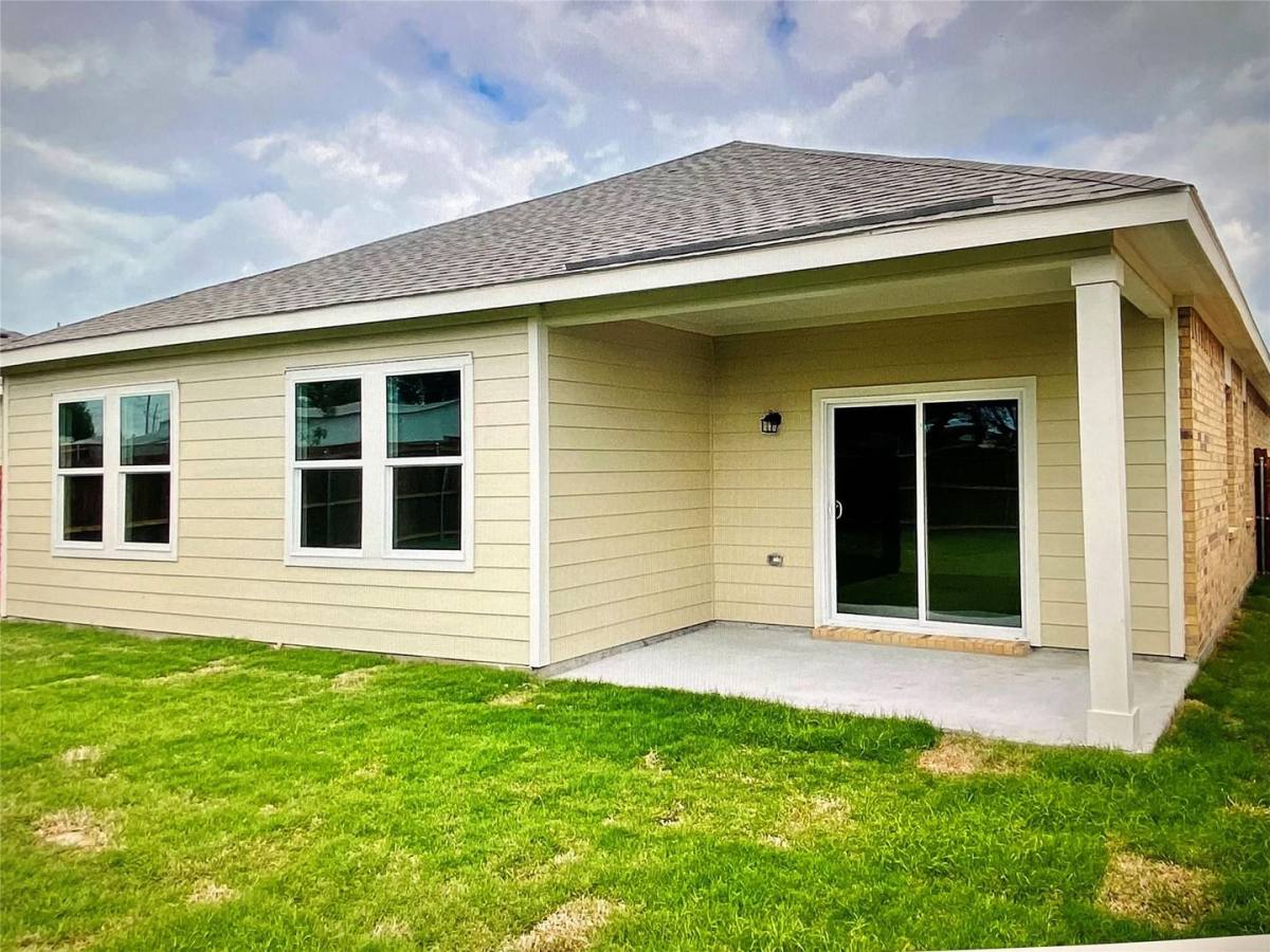 House for rent at 1612 Escondido Dr, Haslet, TX 76052