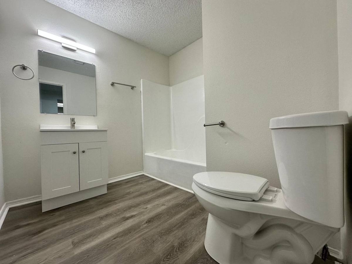 Apartment for rent at 410 Oakwood Ave, Hot Springs National Park, AR 71913