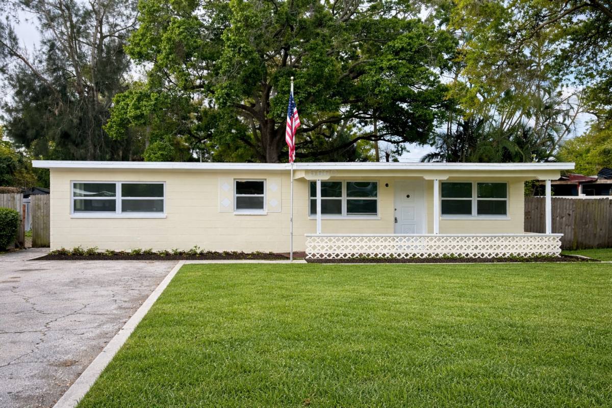 House for rent at 5660 81st Ave N, Pinellas Park, FL 33781