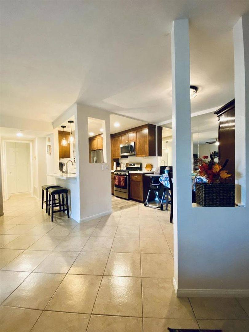 Condo for rent at 2035 Lakeridge Circle, Chula Vista, CA 91913