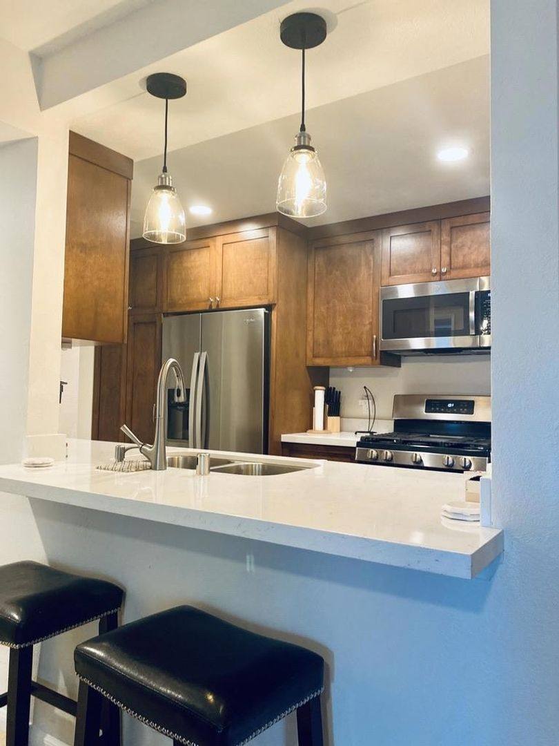 Condo for rent at 2035 Lakeridge Circle, Chula Vista, CA 91913