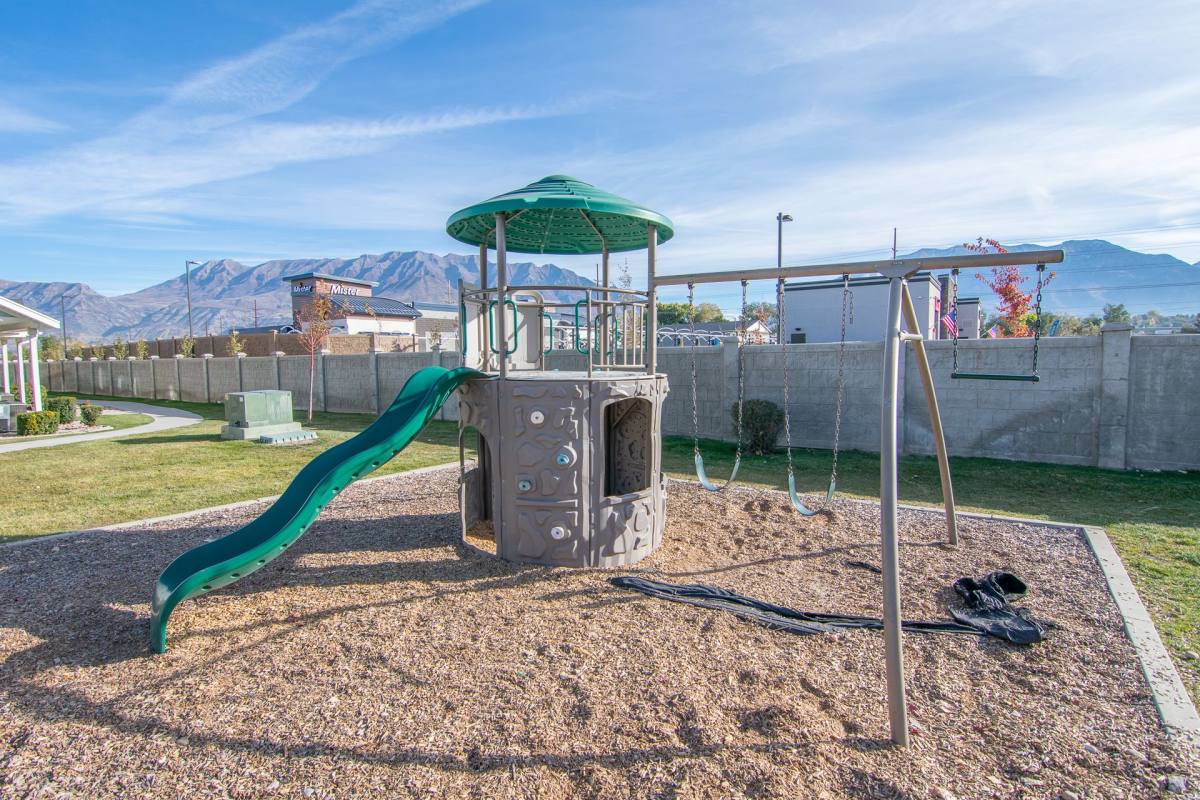 Townhouse for rent at 266 N 750 E, Vineyard, UT 84059