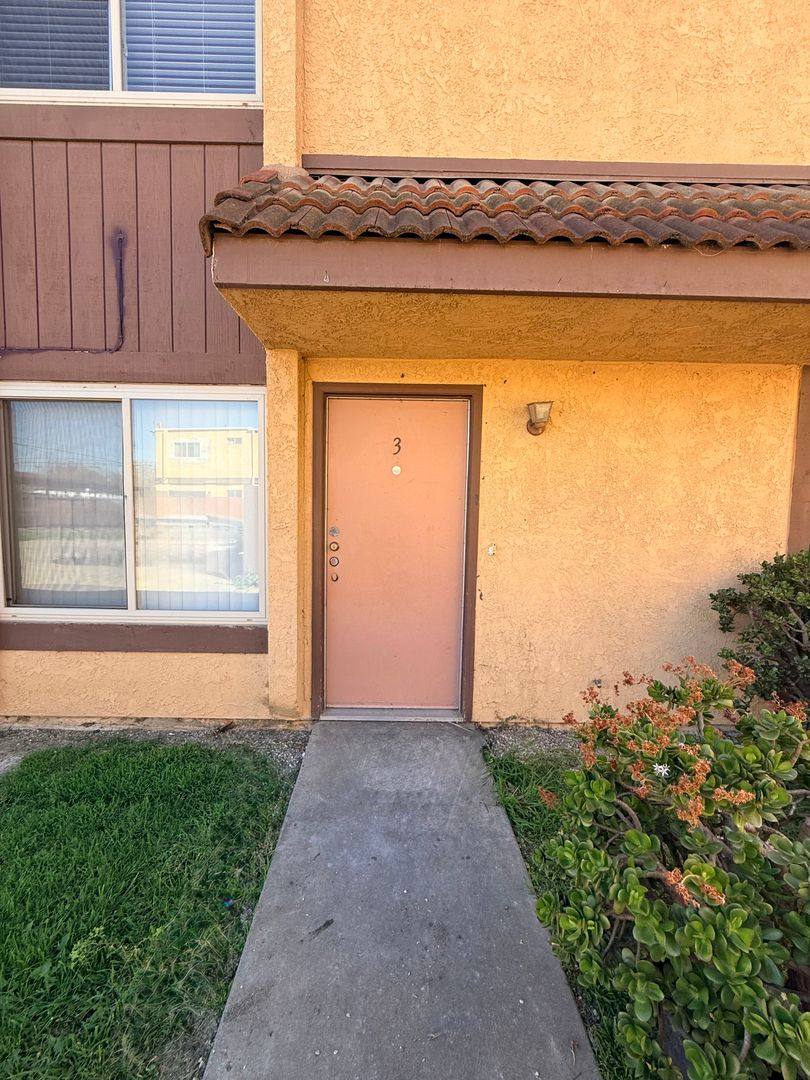 Apartment for rent at 728 N D St, Lompoc, CA 93436