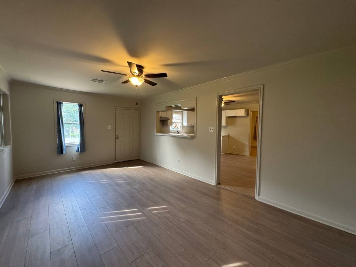 House for rent at 616 E 11th St, Crowley, LA 70526