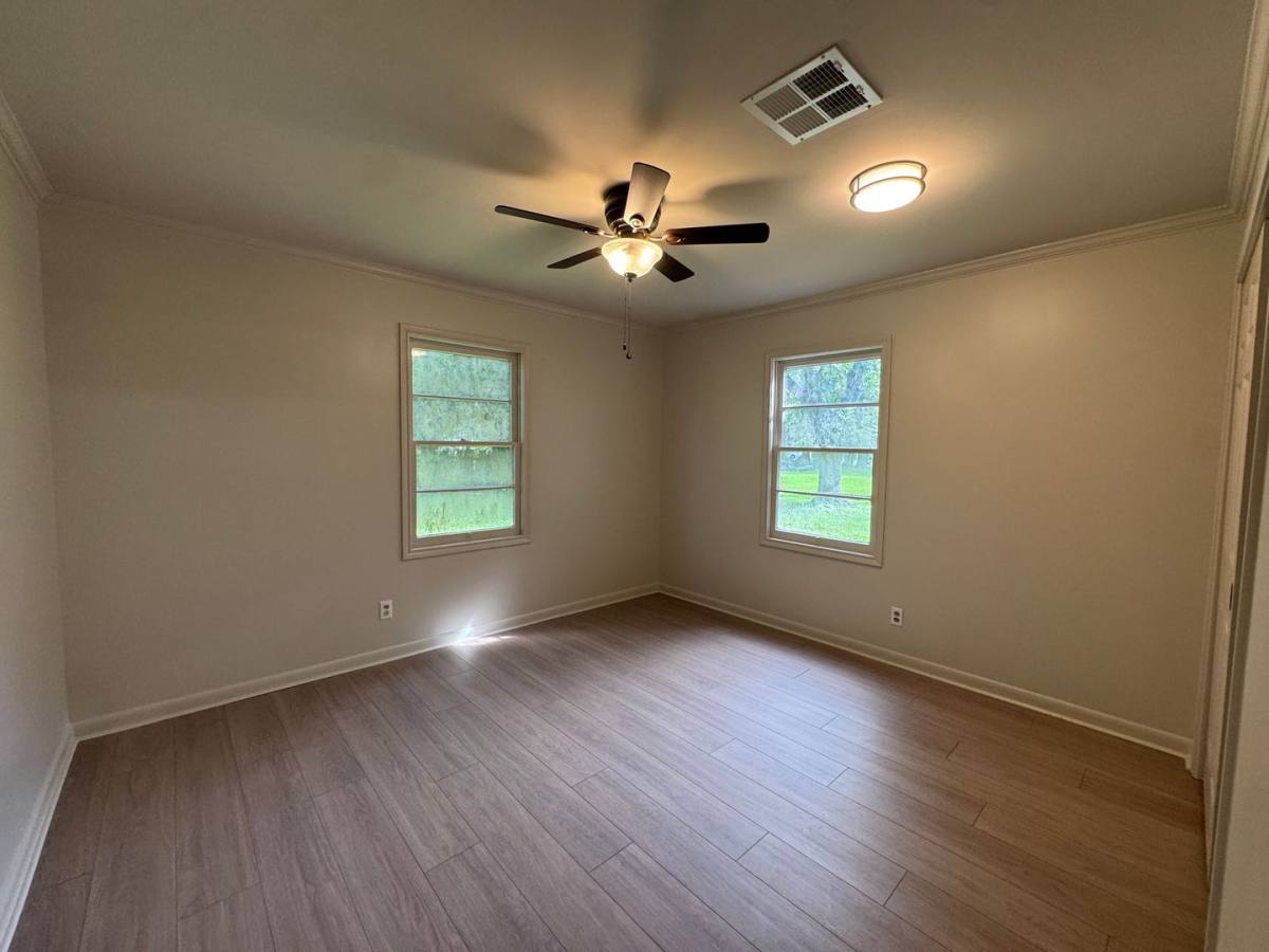 House for rent at 616 E 11th St, Crowley, LA 70526