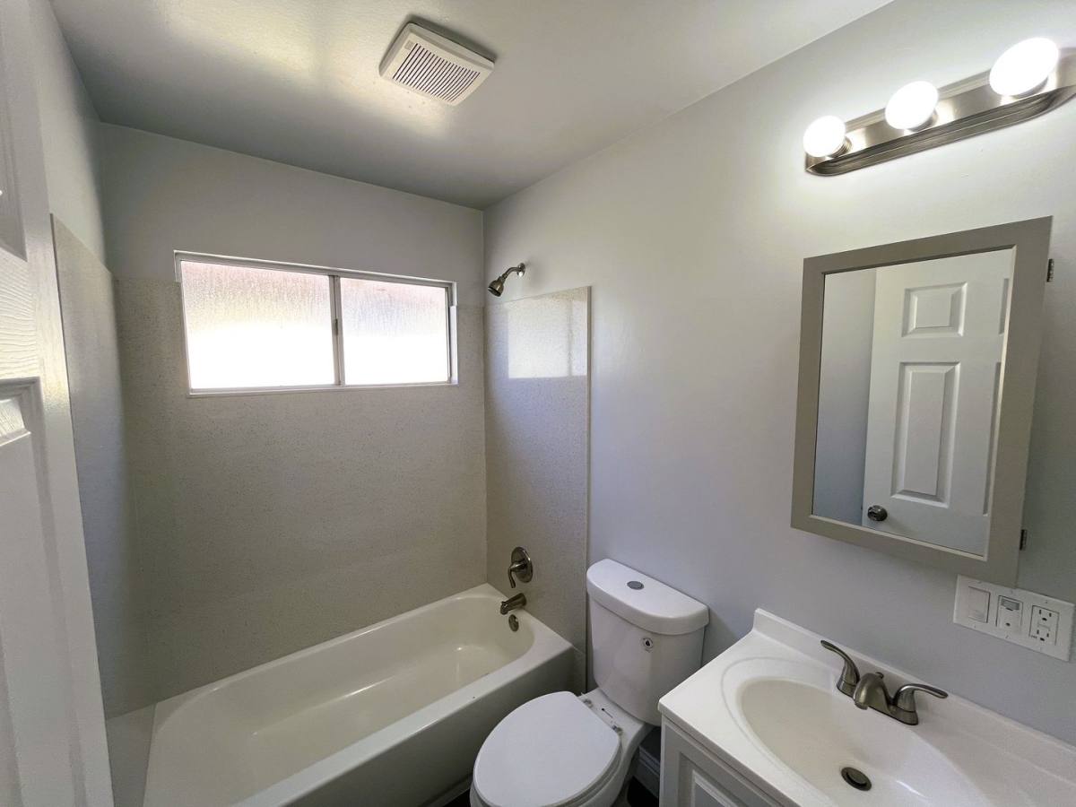 Apartment for rent at 8656 Macarthur Blvd, Oakland, CA 94605