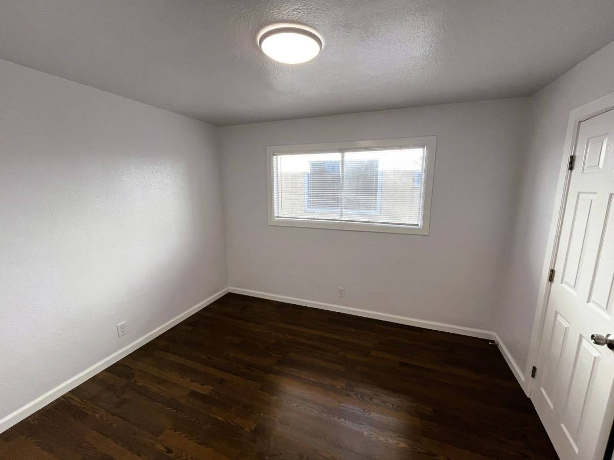 Apartment for rent at 8656 Macarthur Blvd, Oakland, CA 94605