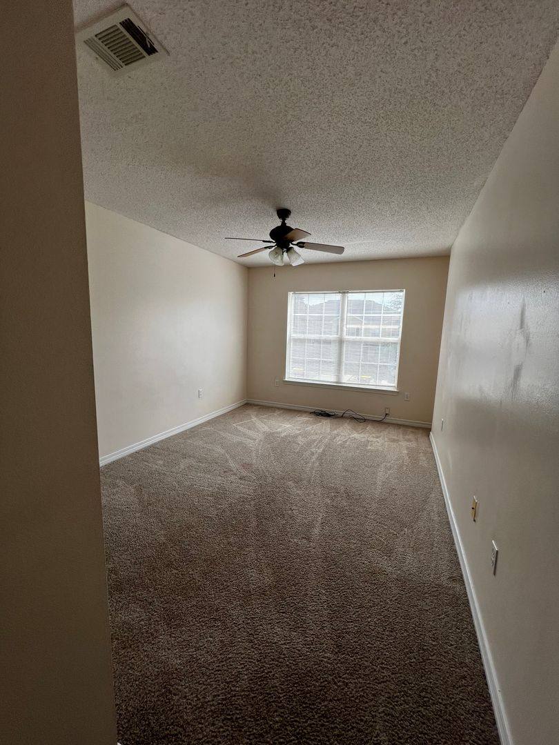 Townhouse for rent at 202 Johnson Court, Crestview, FL 32536