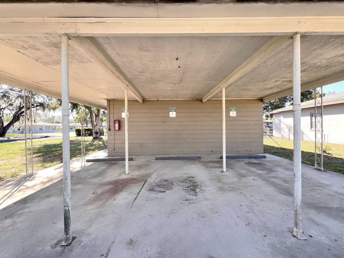 Apartment for rent at 1209 6th St SE, Winter Haven, FL 33880