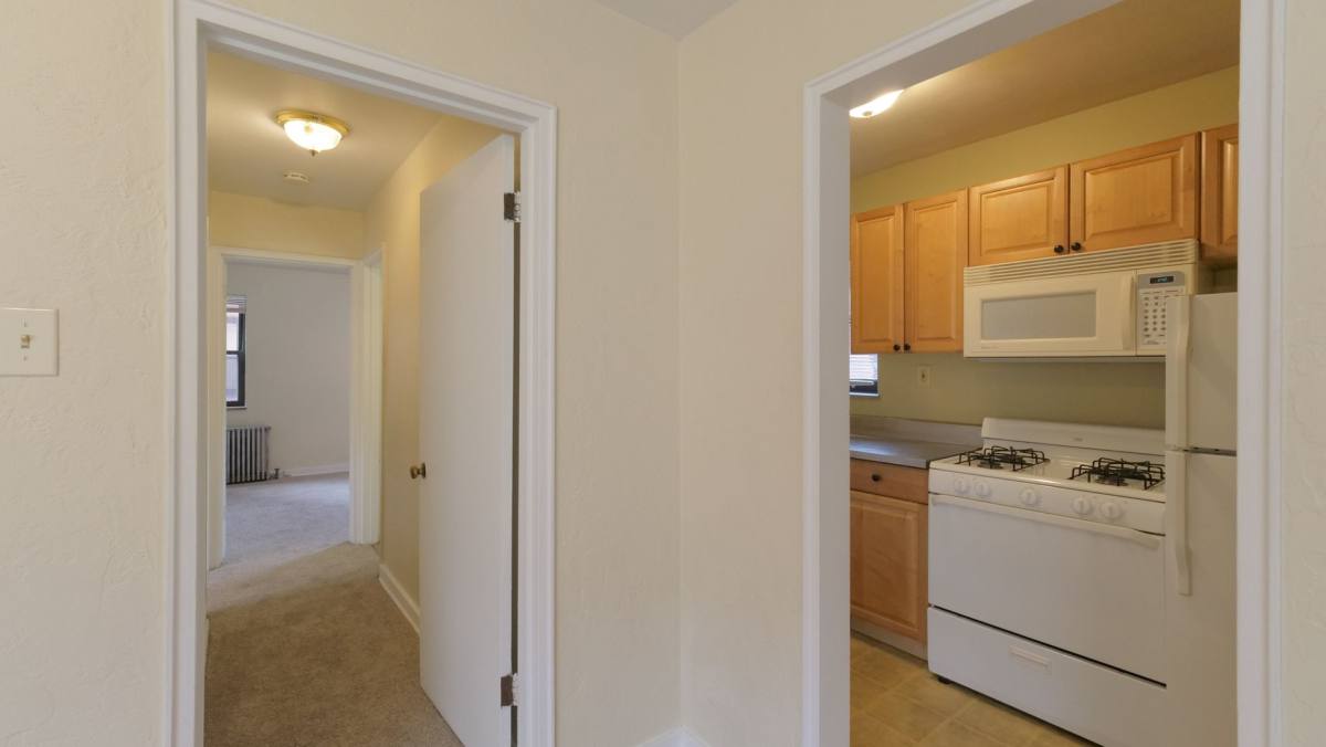 Apartment for rent at 5520 Fifth Ave, Pittsburgh, PA 15232