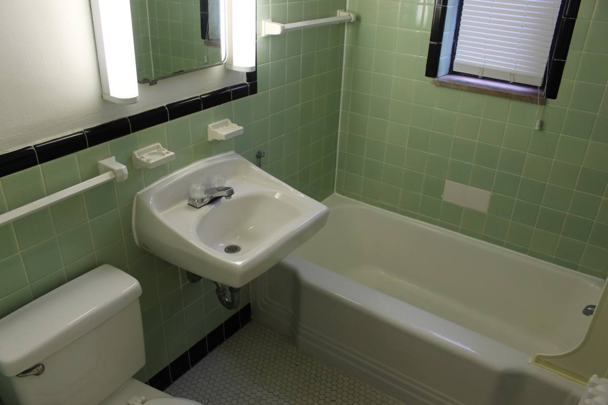 Apartment for rent at 5520 Fifth Ave, Pittsburgh, PA 15232