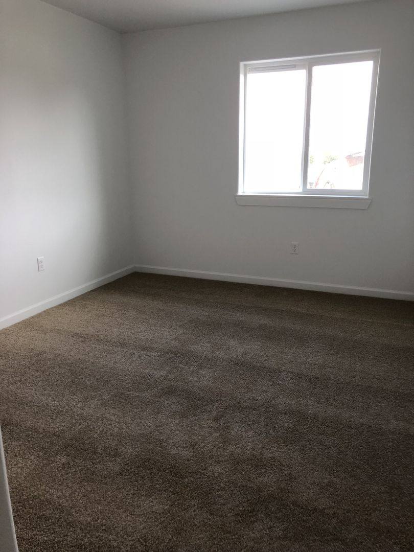 Apartment for rent at 707 NE 3rd Ave, Ephrata, WA 98823