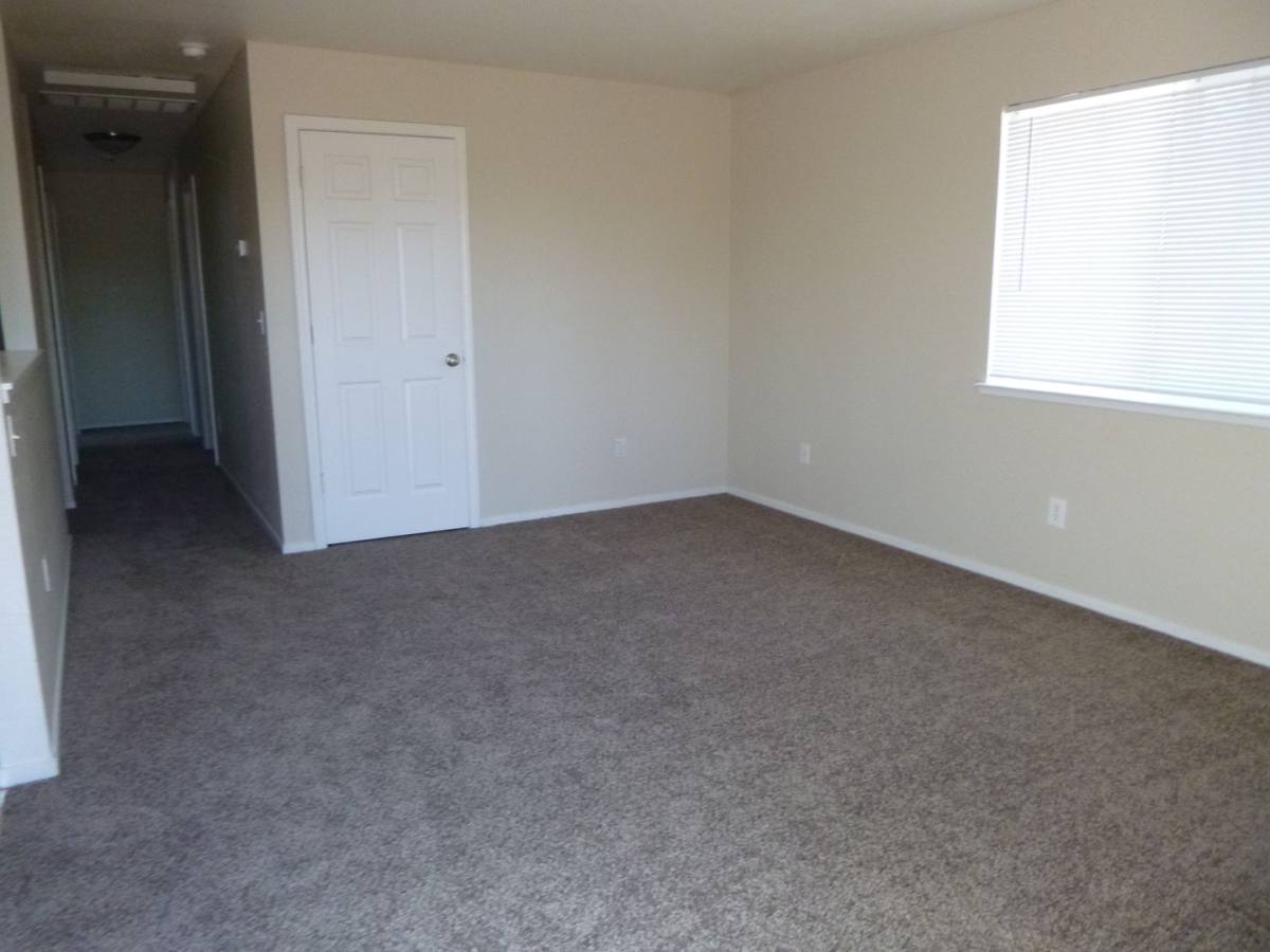 Apartment for rent at 1815 7th Ave, Olivehurst, CA 95961