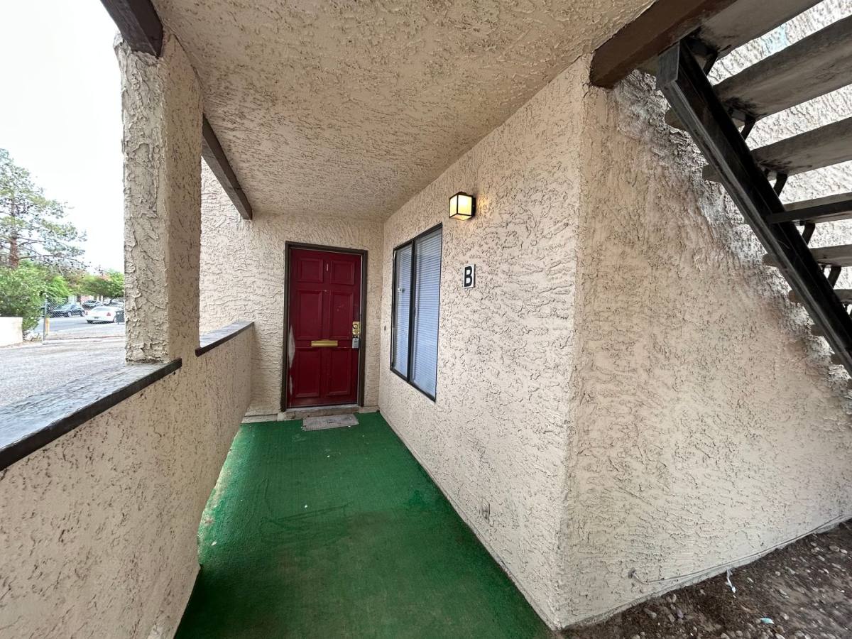Apartment for rent at 6249 Bellota Dr, Las Vegas, NV 89108
