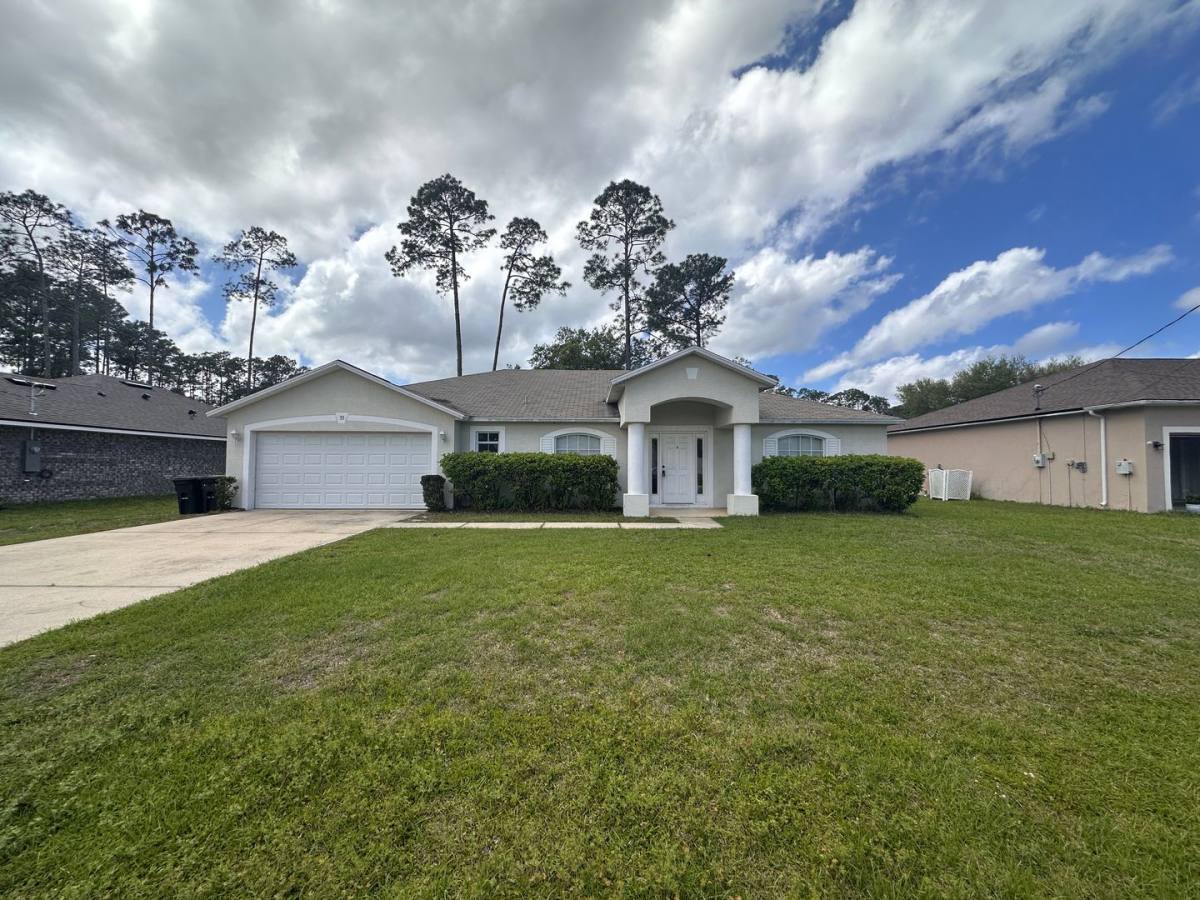House for rent at 33 Rybark Lane, Palm Coast, FL 32164