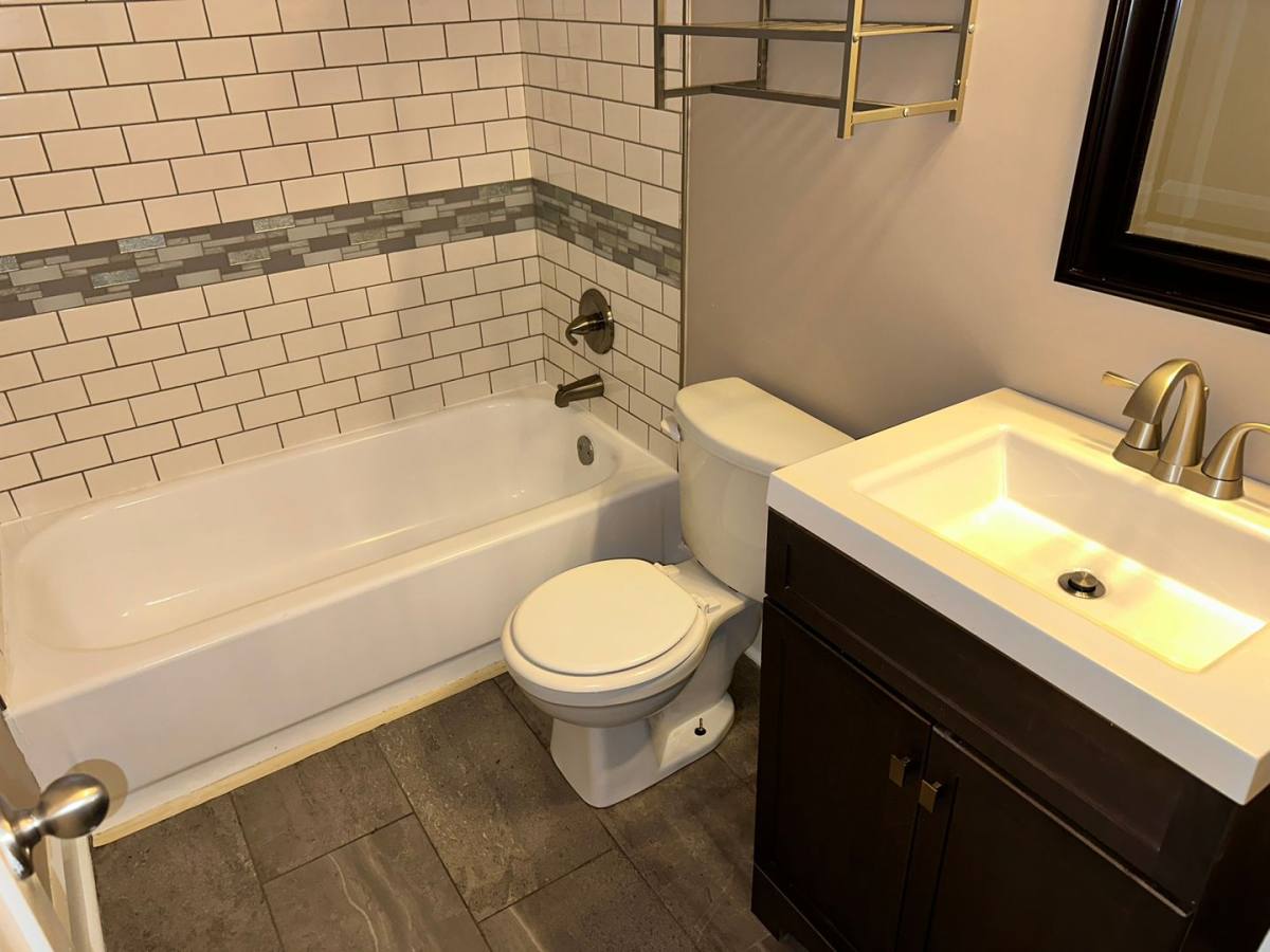 House for rent at 1701-1 Parson St, Charlotte, NC 28205