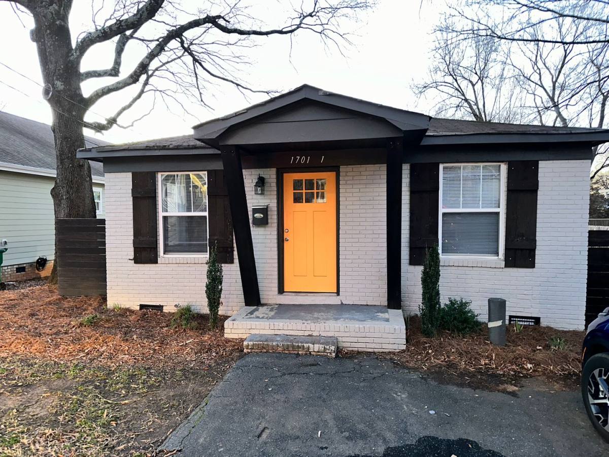 House for rent at 1701-1 Parson St, Charlotte, NC 28205