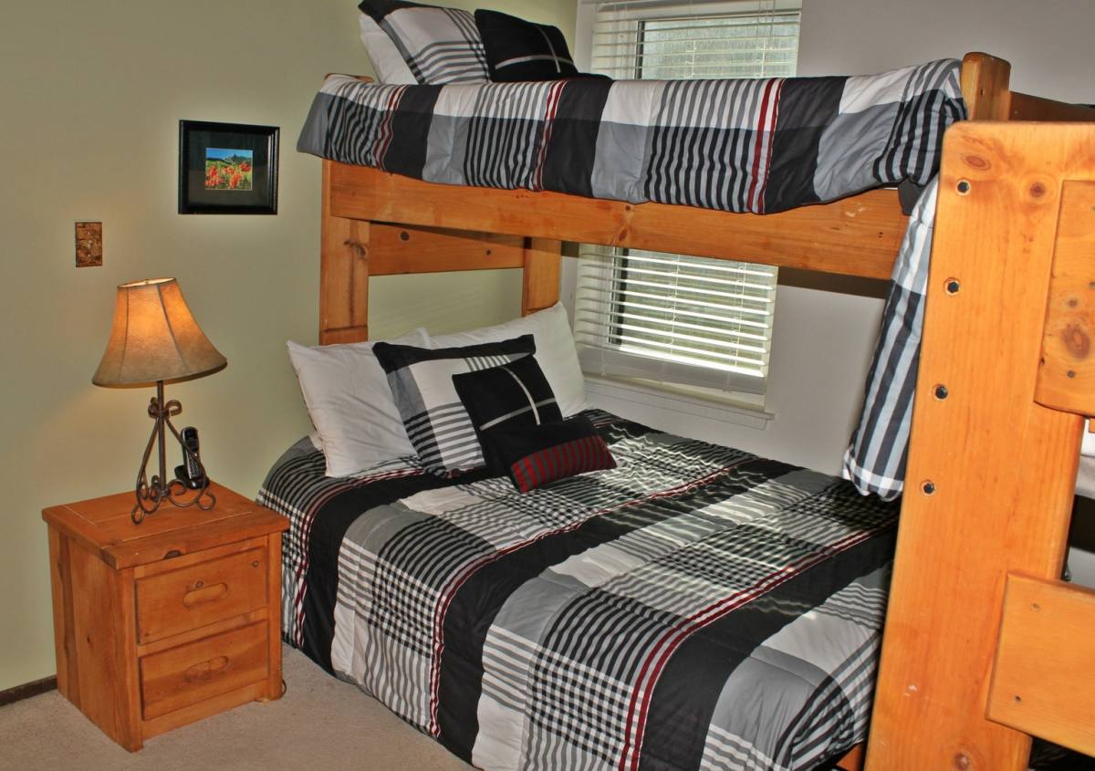 Condo for rent at 4200 Lodge Pole Circle #BLDG I, 106, Silverthorne, CO 80498